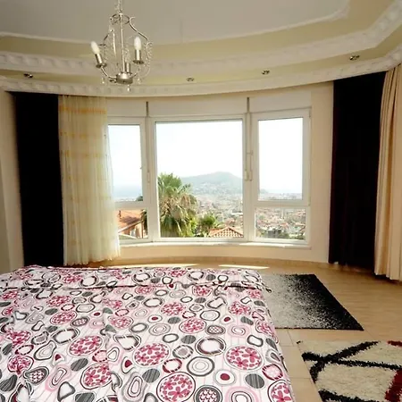 Vila The View *
